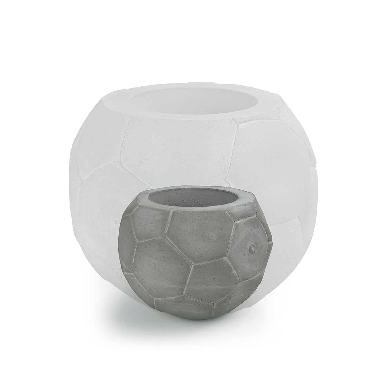 FOOTBALL PLANT POT GREY