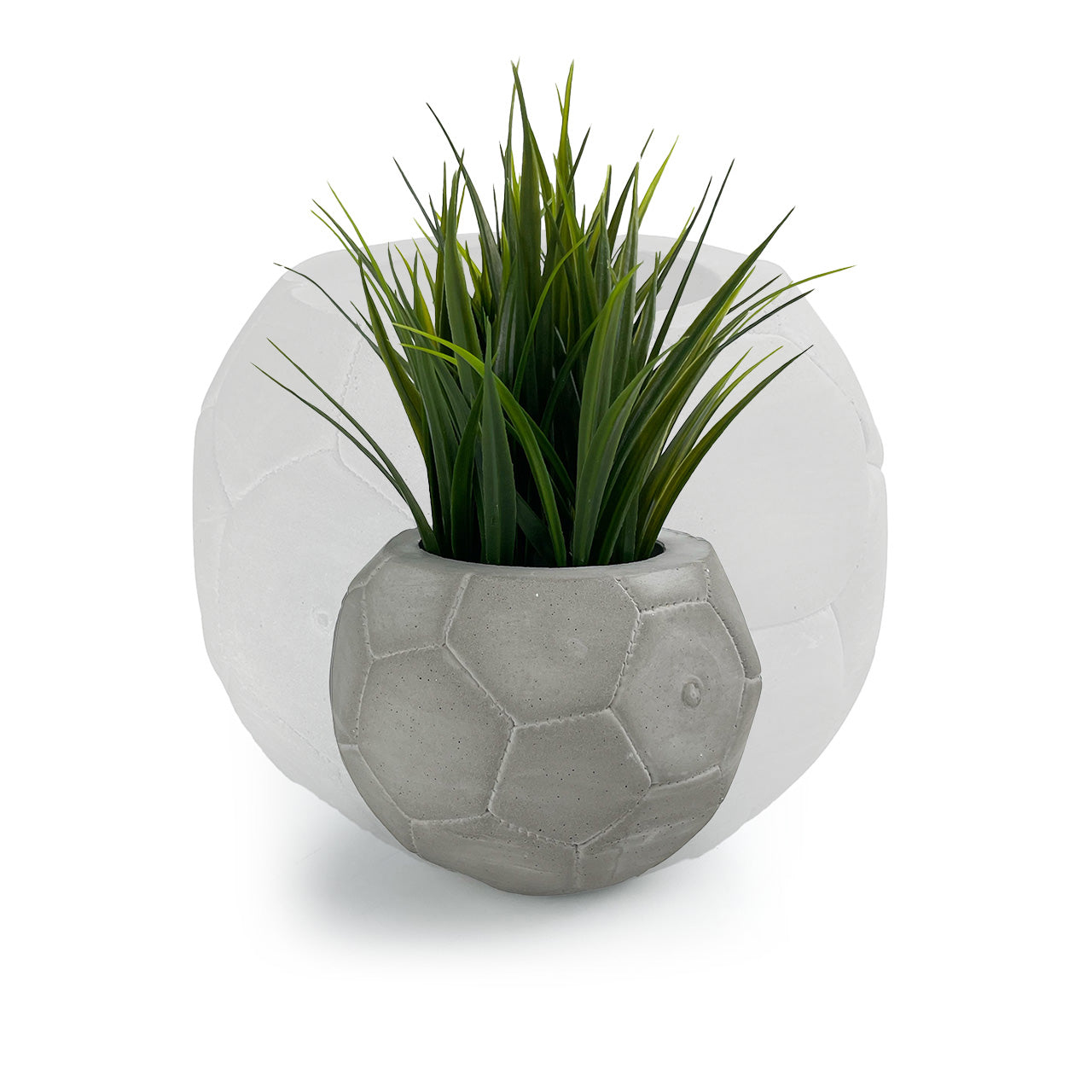 FOOTBALL PLANT POT GREY